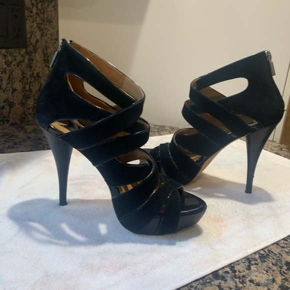 BOUTIQUE 9 STILETTOS - Picture 2 of 5